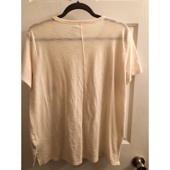 Old Navy Boyfriend Graphic Pocket Tee - Picture 3 of 3